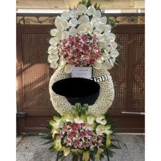 گلفروشی چند قدمی مسجد در ایران تهران