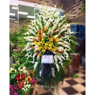 تاج گل برای مسجد جامع یبارک شهریار