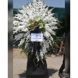 تاج گل برای مسجد آل آقا محله بازار تهران