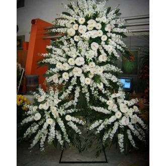 تاج گل برای مسجد المهدی محله زعفرانیه تهران