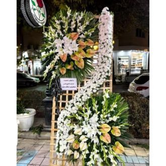 تاج گل برای مسجد حاج صفر علی محله بازار تهران