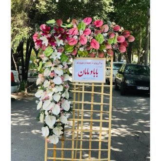 تاج گل برای نمایشگاه بین المللی نفت،گاز،پالایش و پتروشیمی ایران
