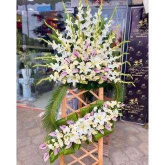 سفارش آنلاین تاج گل برای مسجد امام جعفر صادق محله حافظیه تهران