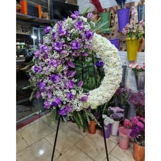 تاج گل برای تبریک افتتاحیه