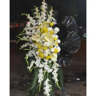 گلفروشی چند قدمی مسجد الزهرا (س) آسمان تهران