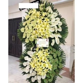 تاج گل برای مسجد النبی عظیمیه کرج