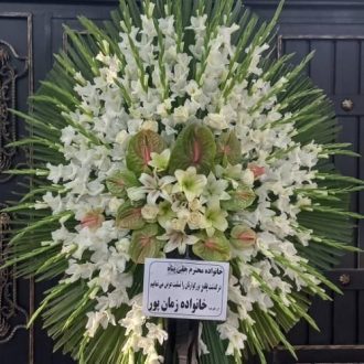 گل فروشی چند قدمی مسجد در منطقه 6 کرج