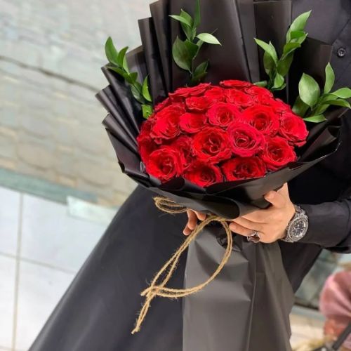 سفارش دسته گل و کادو برای متخصص کلیه و مجاری ادرار