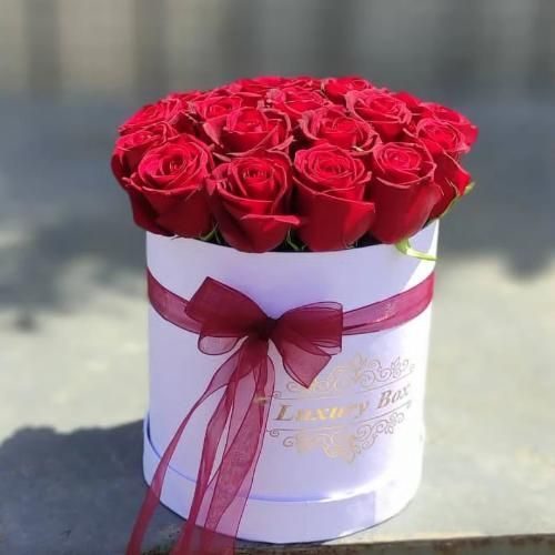 سفارش دسته گل و کادو برای مهندس پزشکی