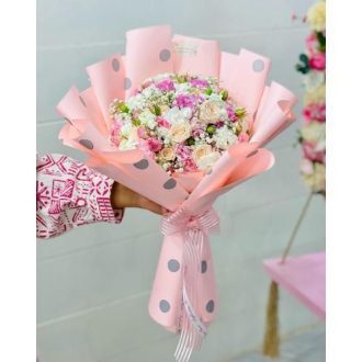 گل فروشی اطراف آرایشگاه آبا محله نبی اکرم تهران