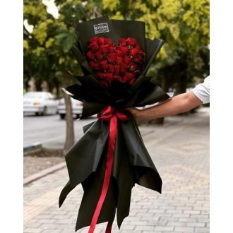 گل فروشی محدوده سینما فلسطین در تهران