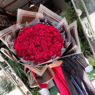 گل فروشی اطراف آرایشگاه مطلق محله تهران پارس