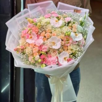 گل فروشی محدوده سینما پیروزی تهران