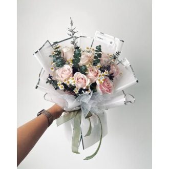 گل فروشی محدوده خیابان علامه امینی در تهران