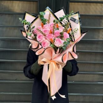 گل فروشی اطراف آرایشگاه زنانه مهرسا محله مینای شمالی تهران
