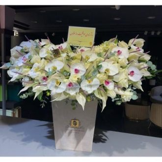گل فروشی اطراف آرایشگاه زنانه سرمه محله وصفنارد تهران