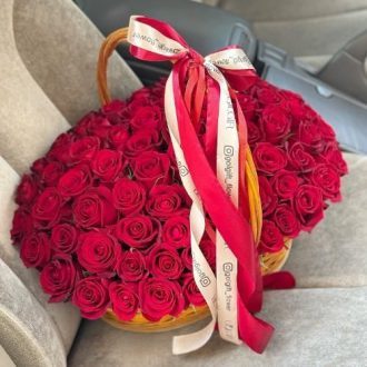 گلفروشی در باشگاه ورزشی در محدوده شهرک غرب