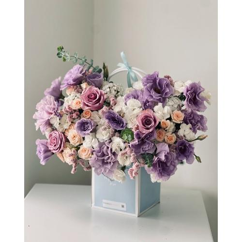 گل فروشی اطراف باشگاه ورزشی اکسیر محله المهدی - سیمون بولیوار تهران