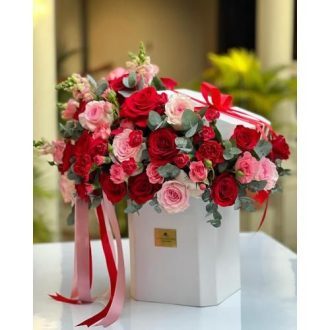گل فروشی اطراف شرکت تک محله کشاورز تهران