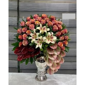 گل فروشی اطراف شرکت توسعه و ساختمانی آمن محله گاندی تهران