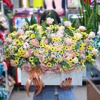 گلفروشی در دفتر اسناد رسمی محله سعادت آباد